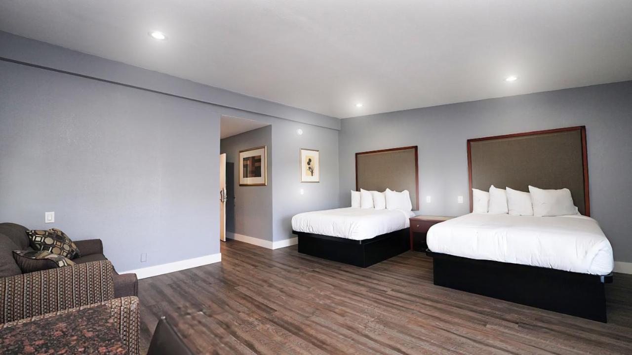 Seaside Inn & Suites Санта-Крус Экстерьер фото